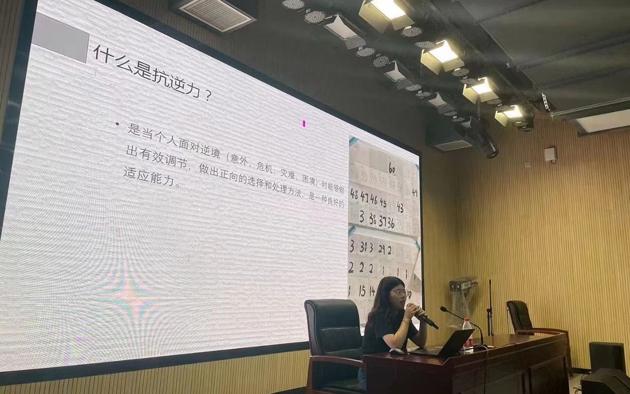 青龙董玉娣中学